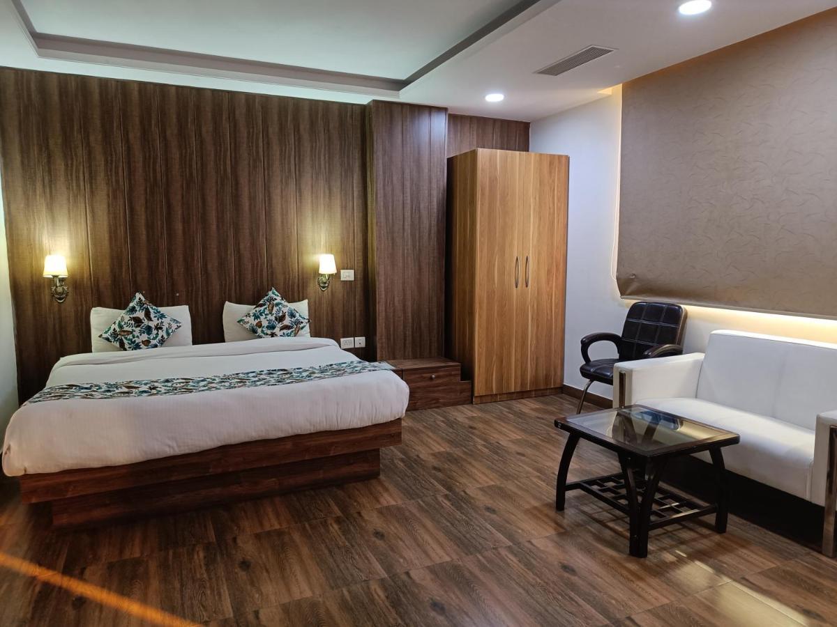 فندق The Dwelling Paradise نويدا الكبرى المظهر الخارجي الصورة