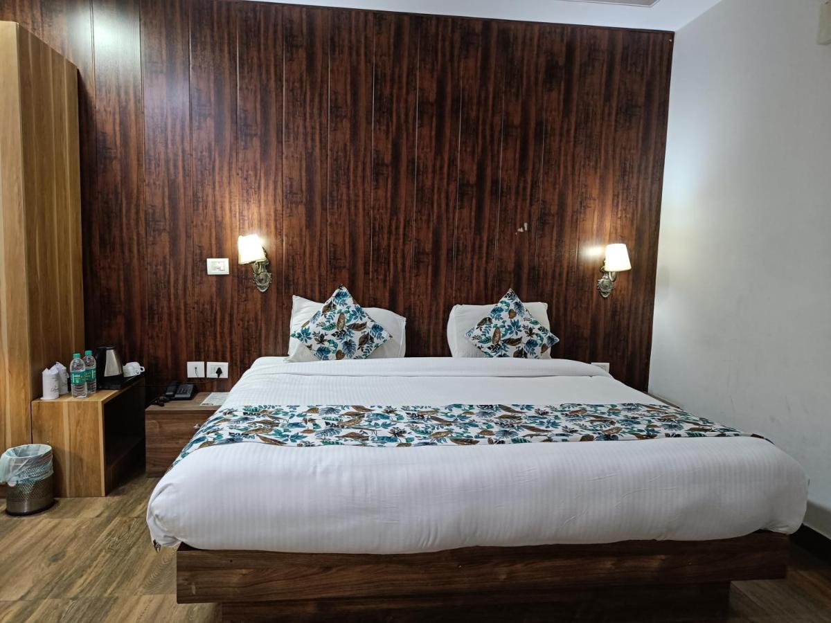 فندق The Dwelling Paradise نويدا الكبرى المظهر الخارجي الصورة