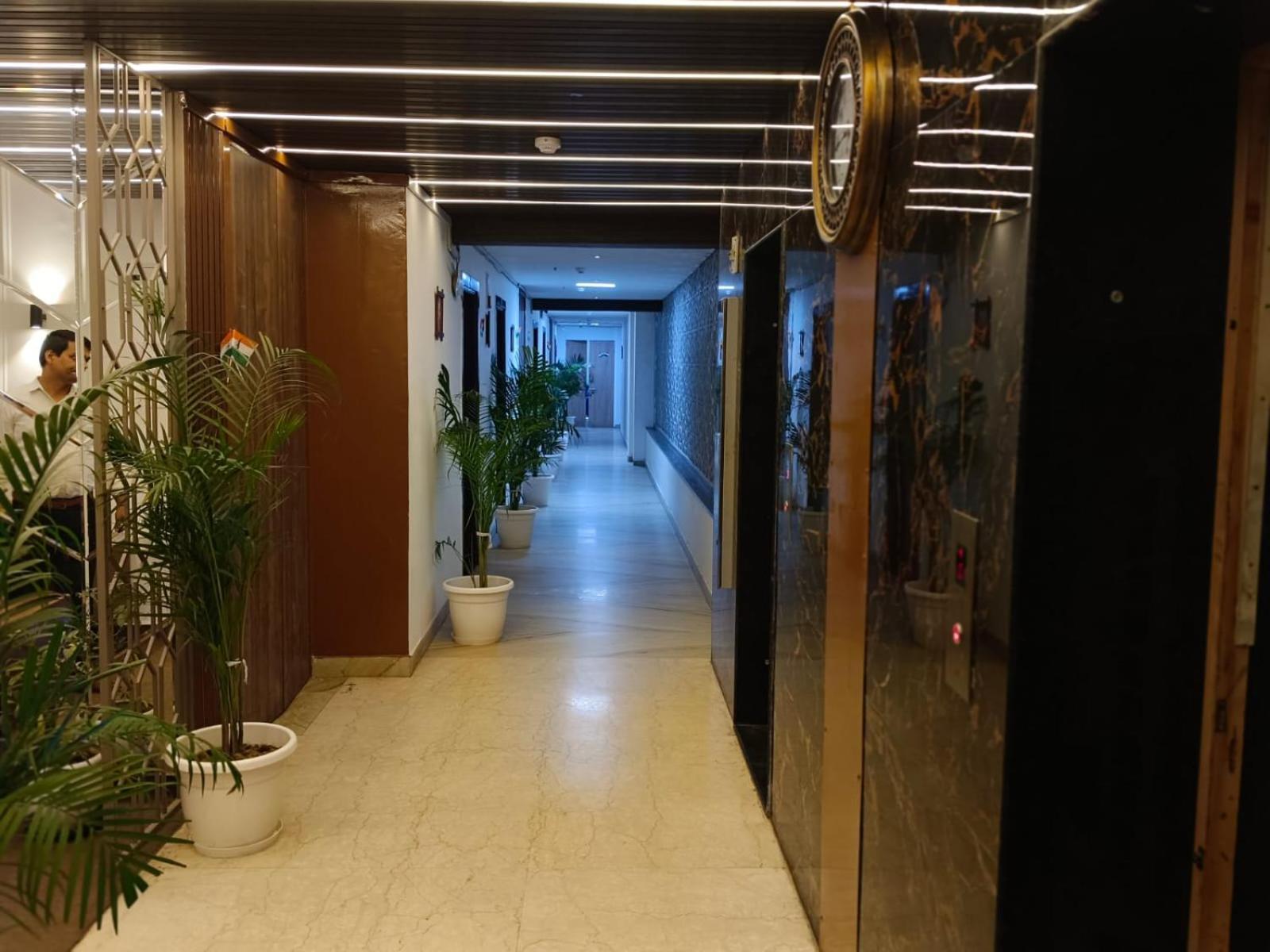 فندق The Dwelling Paradise نويدا الكبرى المظهر الخارجي الصورة